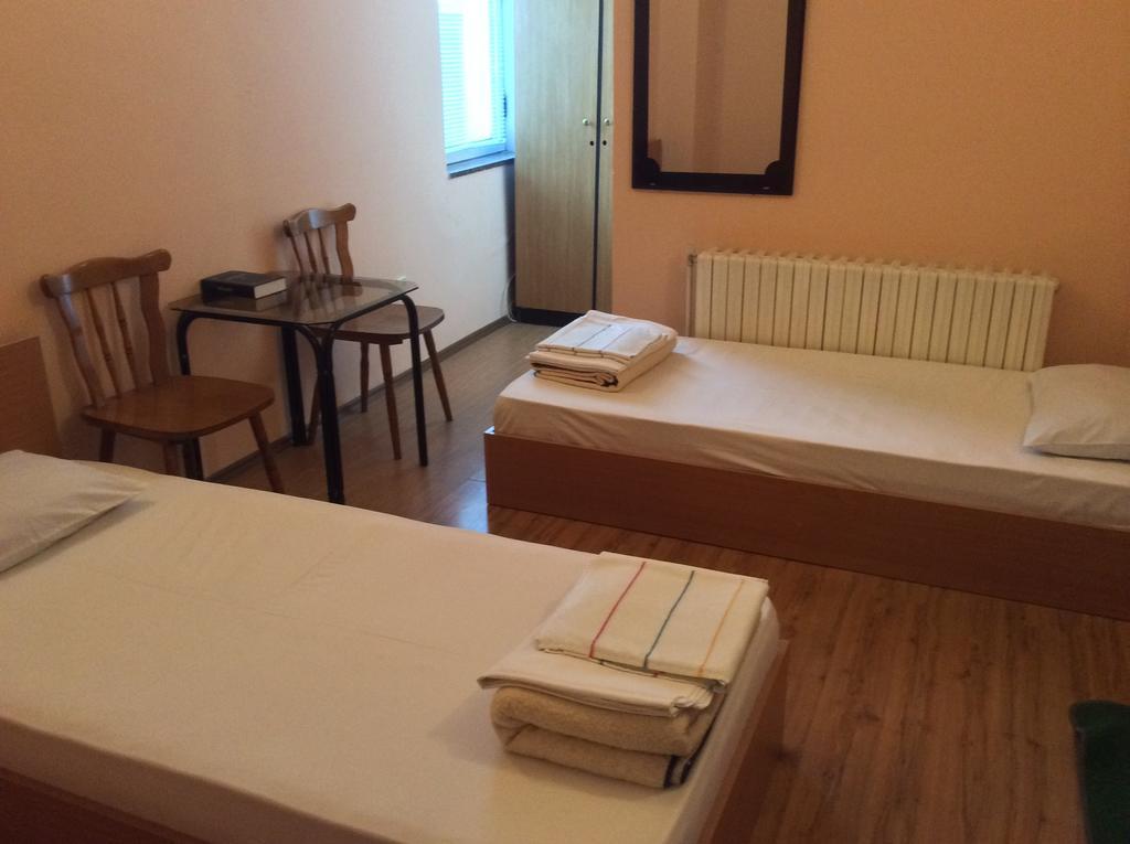 National Hotel Ruse Zimmer foto